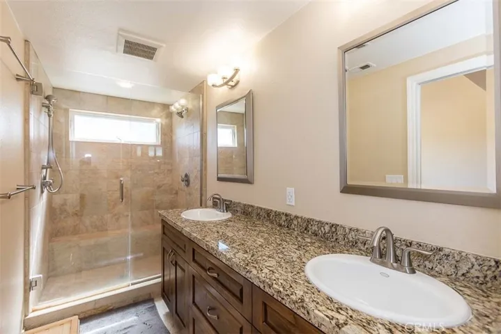 1050 Vista Del Brisa, San Luis Obispo, California 93405