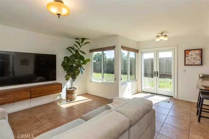 1050 Vista Del Brisa, San Luis Obispo, California 93405