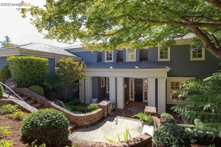 144 Hazel Ln, Piedmont, California 94611
