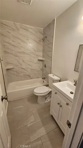 Unit D- Hall Bath