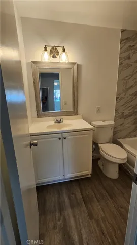 Unit A- Hall Bath