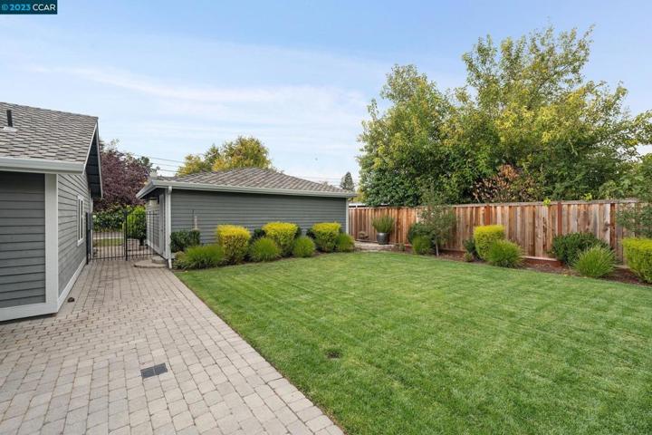 21 Sierra Lane, Walnut Creek, California 94596
