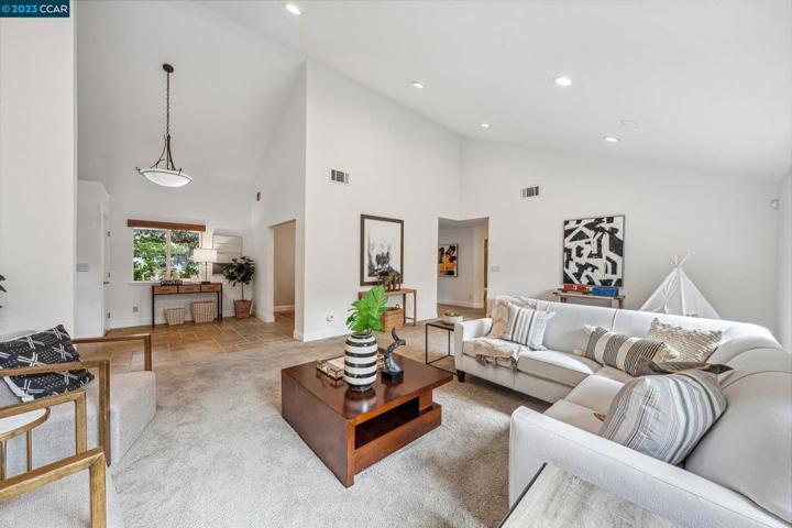 21 Sierra Lane, Walnut Creek, California 94596