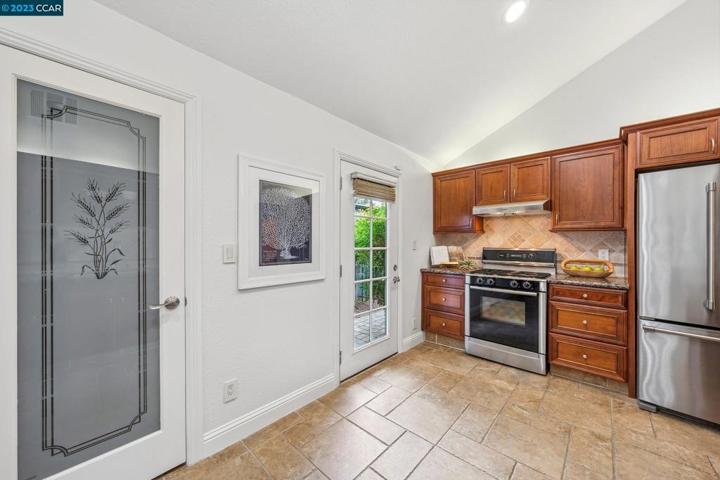 21 Sierra Lane, Walnut Creek, California 94596