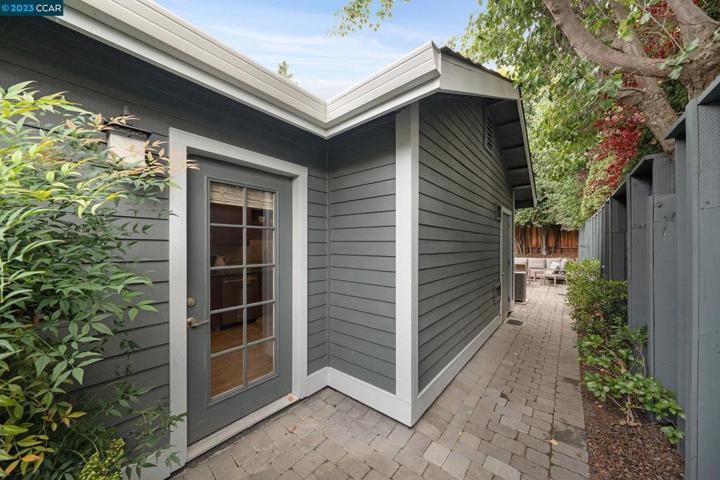 21 Sierra Lane, Walnut Creek, California 94596