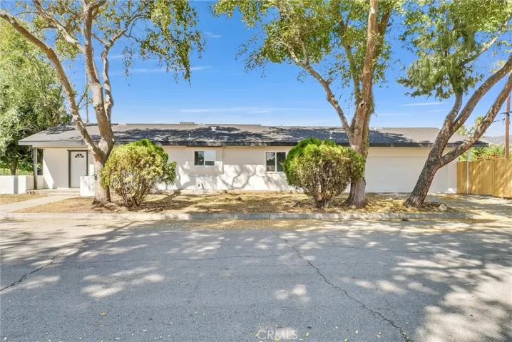 1172 Holly Vista Boulevard, San Bernardino, California 92404