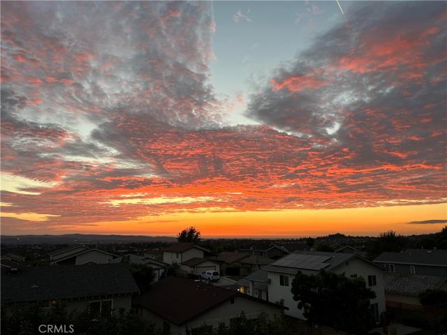 Relax & admire those Stunning Sunset Views