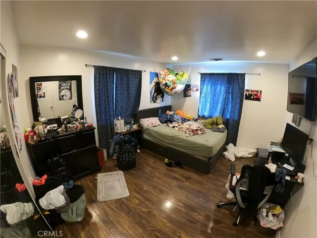 1990 Valley View Avenue, Norco, California 92860