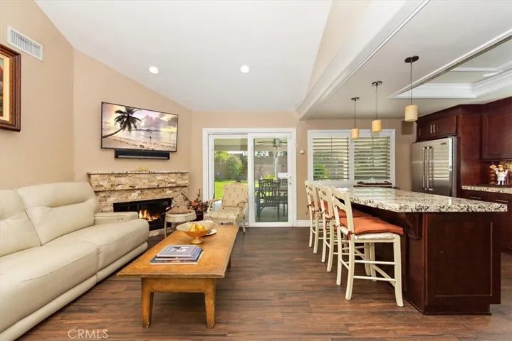 Family room/Kitchen