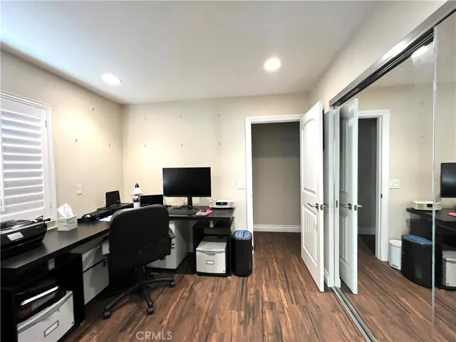 Office/bedroom 4