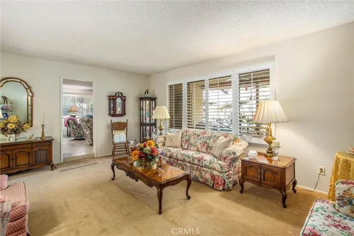 9749 Encina Avenue, Bloomington, California 92316