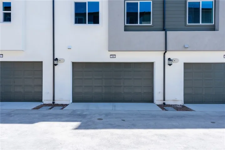 344 Tank, Irvine, California 92618