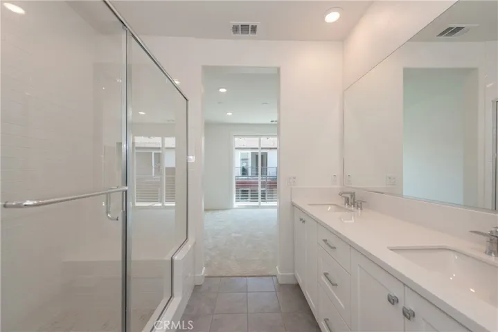 344 Tank, Irvine, California 92618