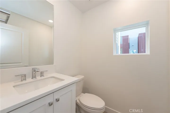 344 Tank, Irvine, California 92618