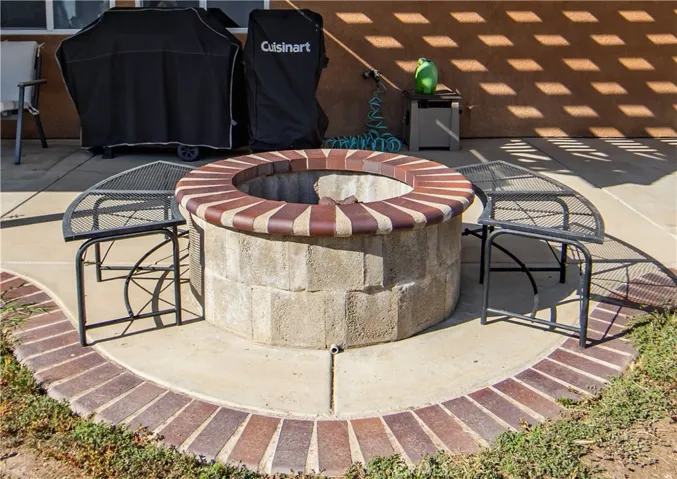 Fire pit
