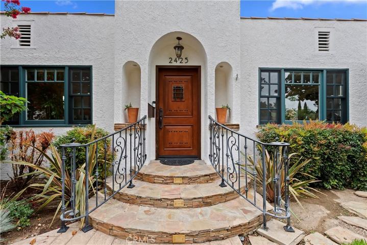 2425 Poinsettia Street, Santa Ana, California 92706