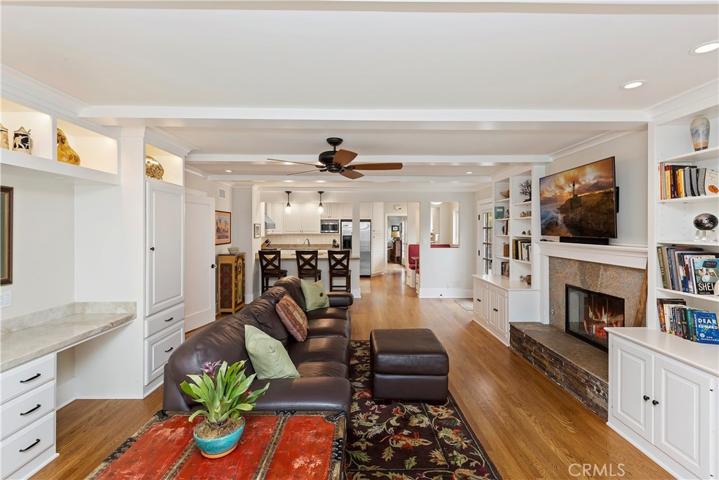 2425 Poinsettia Street, Santa Ana, California 92706