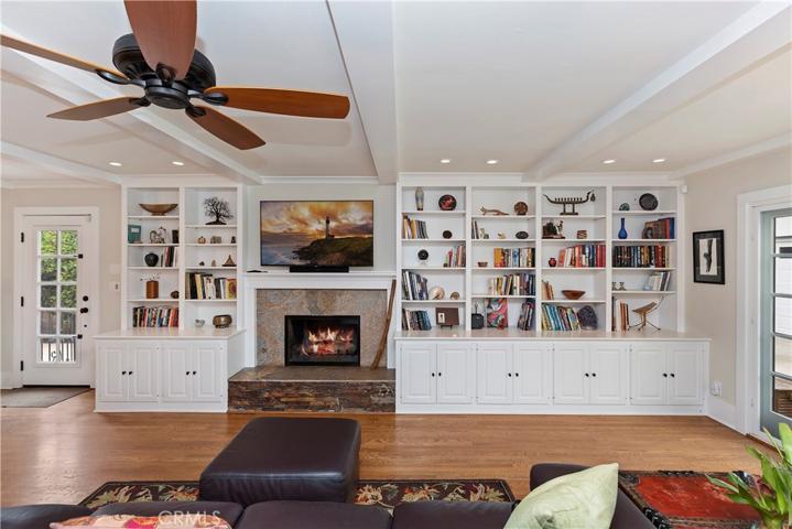 2425 Poinsettia Street, Santa Ana, California 92706