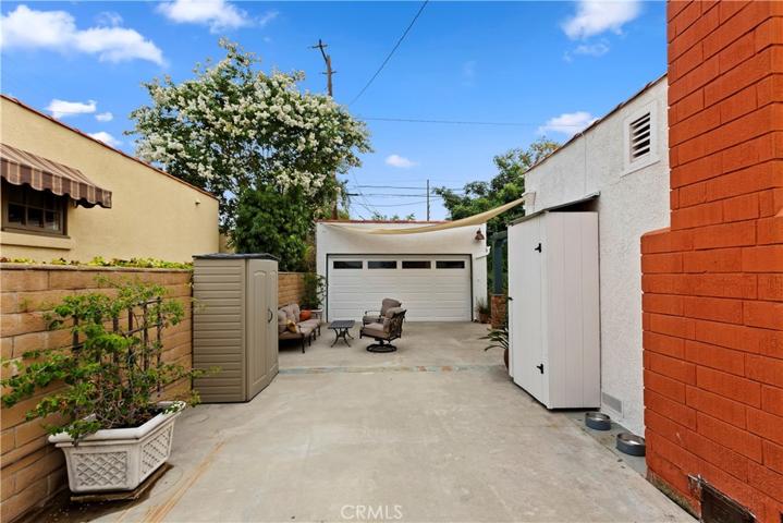2425 Poinsettia Street, Santa Ana, California 92706