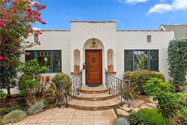 2425 Poinsettia Street, Santa Ana, California 92706