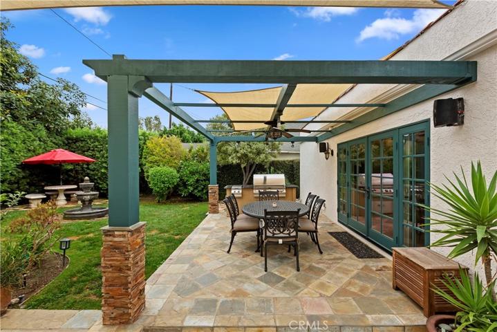 2425 Poinsettia Street, Santa Ana, California 92706