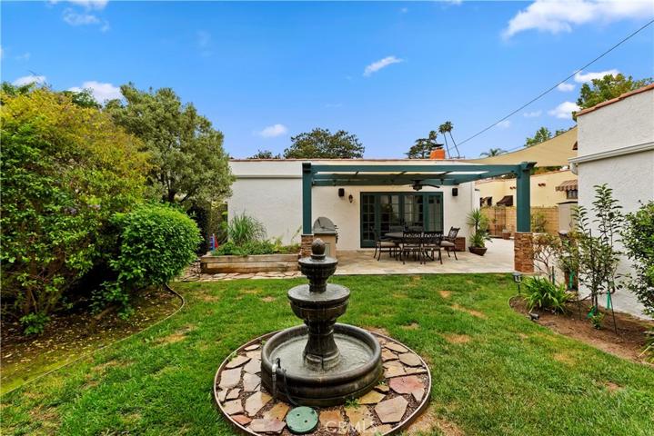 2425 Poinsettia Street, Santa Ana, California 92706
