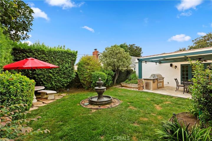 2425 Poinsettia Street, Santa Ana, California 92706