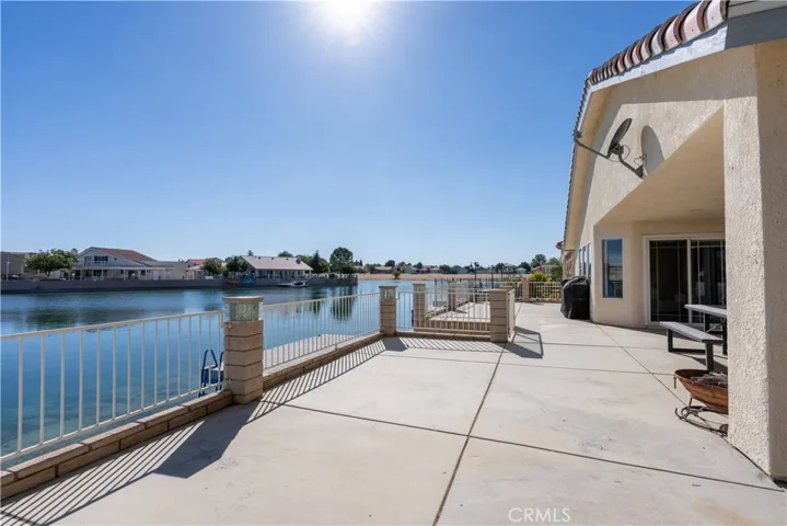 14383 Rivers Edge Road, Helendale, California 92342