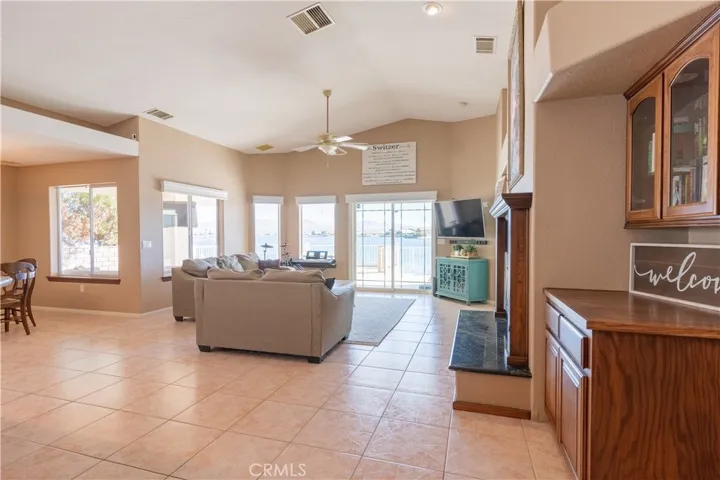 14383 Rivers Edge Road, Helendale, California 92342