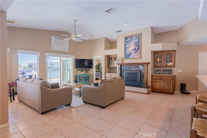 14383 Rivers Edge Road, Helendale, California 92342