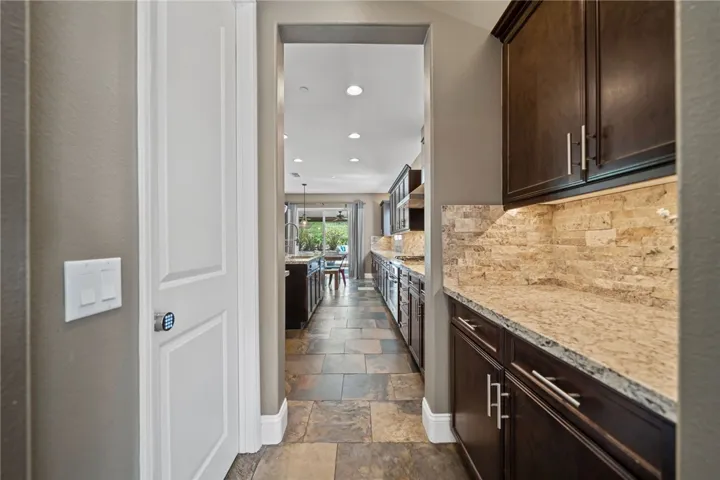 45094 Morgan Heights Road, Temecula, California 92592