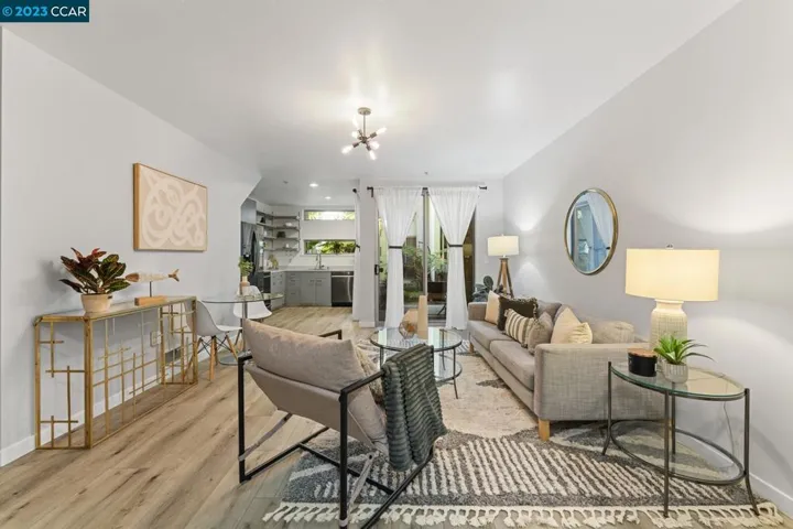 1201 Pine Unit 115, Oakland, California 94607