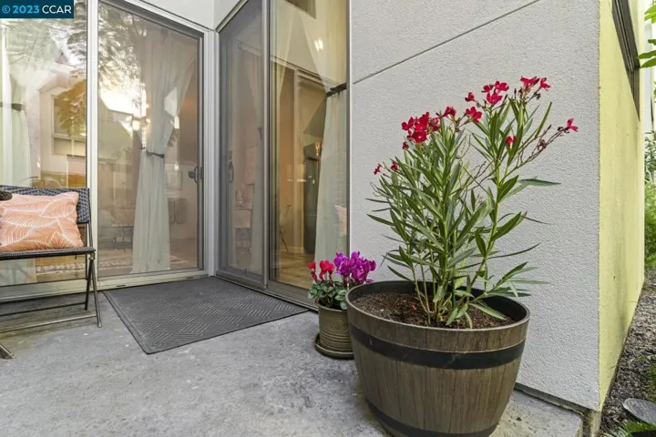 1201 Pine Unit 115, Oakland, California 94607