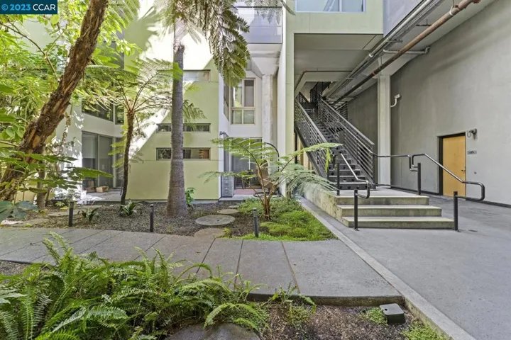 1201 Pine Unit 115, Oakland, California 94607