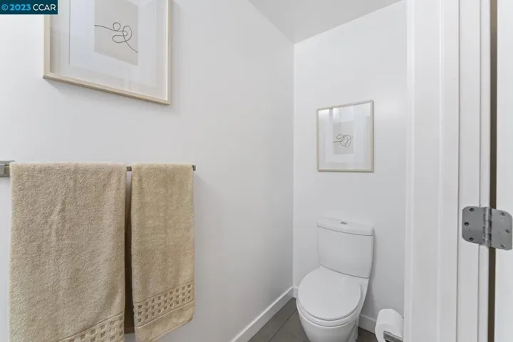 1201 Pine Unit 115, Oakland, California 94607