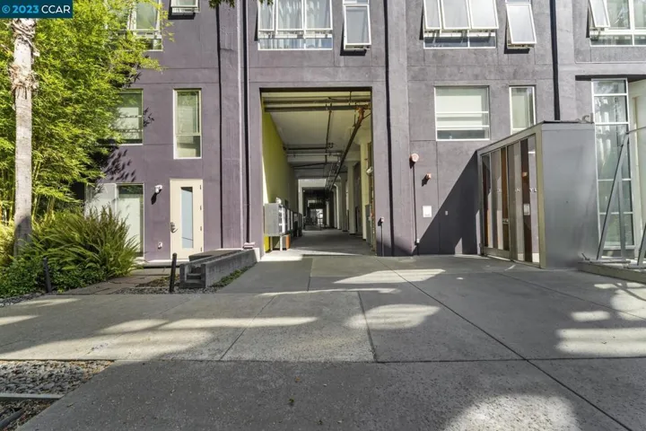 1201 Pine Unit 115, Oakland, California 94607