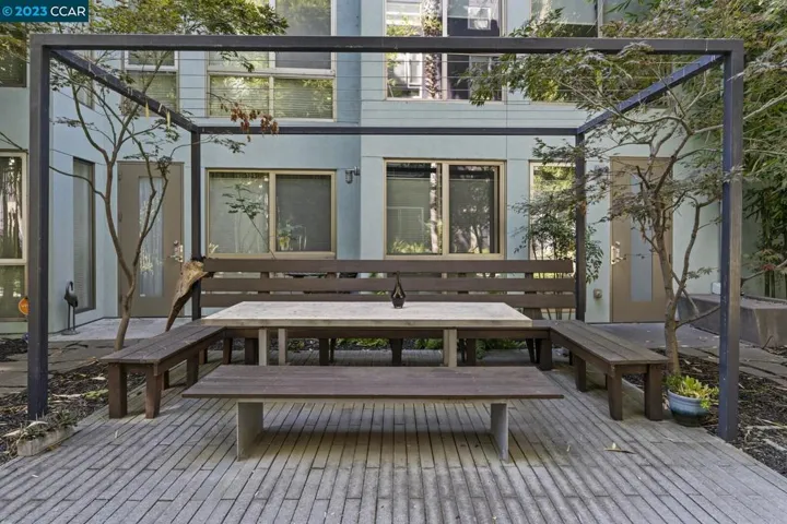 1201 Pine Unit 115, Oakland, California 94607