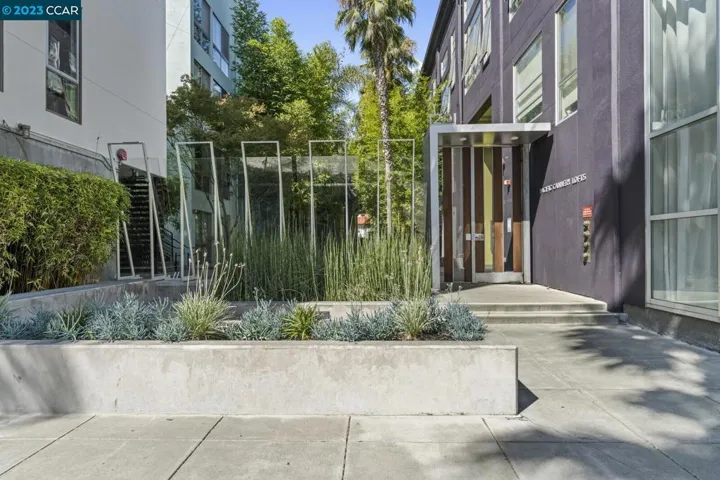 1201 Pine Unit 115, Oakland, California 94607