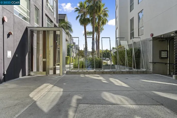 1201 Pine Unit 115, Oakland, California 94607