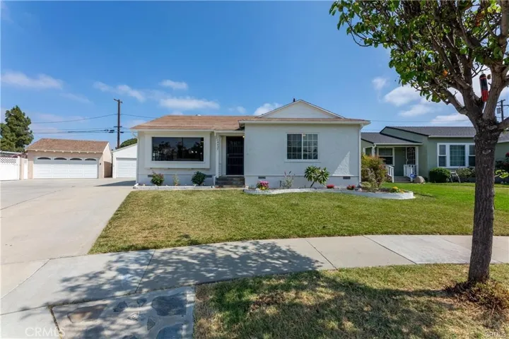 4937 Minturn Avenue, Lakewood, California 90712