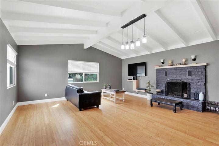 4325 W Avenue L-4, Quartz Hill, California 93536