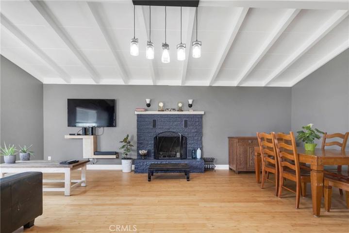 4325 W Avenue L-4, Quartz Hill, California 93536