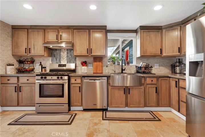 4325 W Avenue L-4, Quartz Hill, California 93536