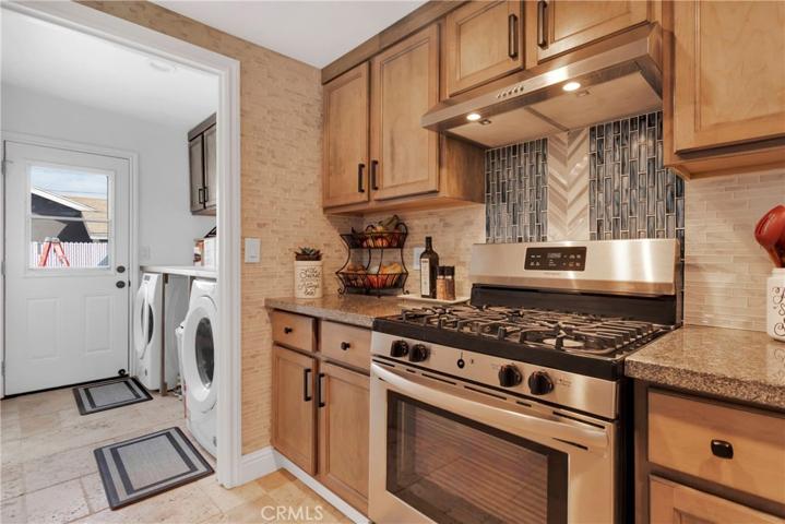 4325 W Avenue L-4, Quartz Hill, California 93536