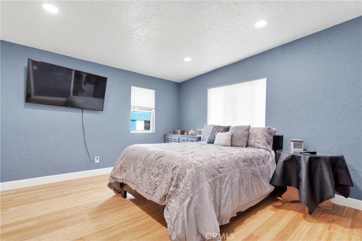 4325 W Avenue L-4, Quartz Hill, California 93536
