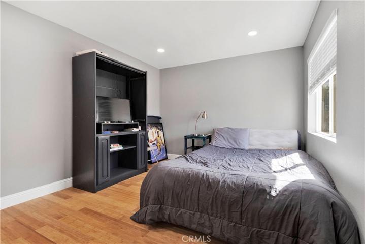 4325 W Avenue L-4, Quartz Hill, California 93536