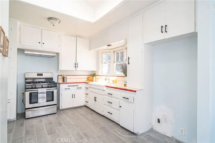 3649 Gaviota Ave., Long Beach, California 90807