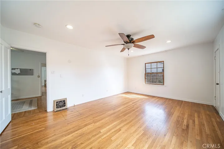 3649 Gaviota Ave., Long Beach, California 90807