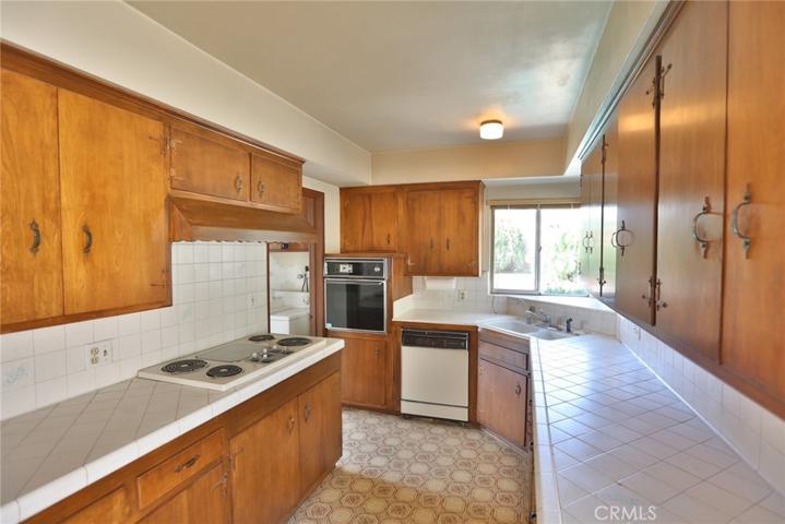 16553 Ancep Street, Whittier, California 90603