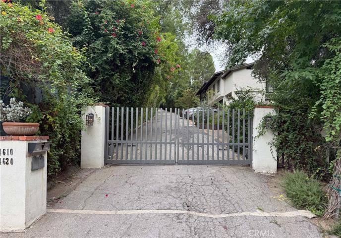 4620 Encino Avenue, Encino, California 91316